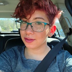 Meet your Posher, Lyzmarie